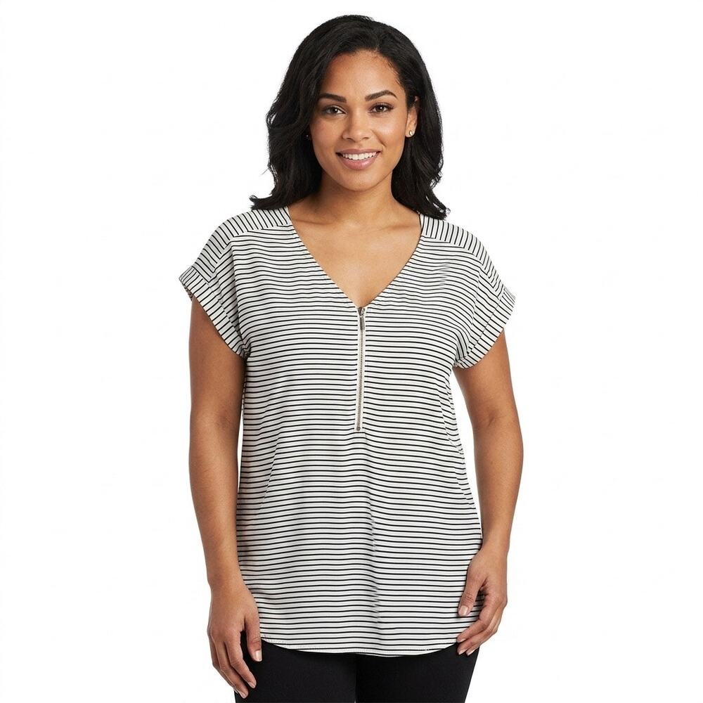 Express Women's Blouse M Black & White Stripe Zipper V-Neck Cap Short Sleeve Top